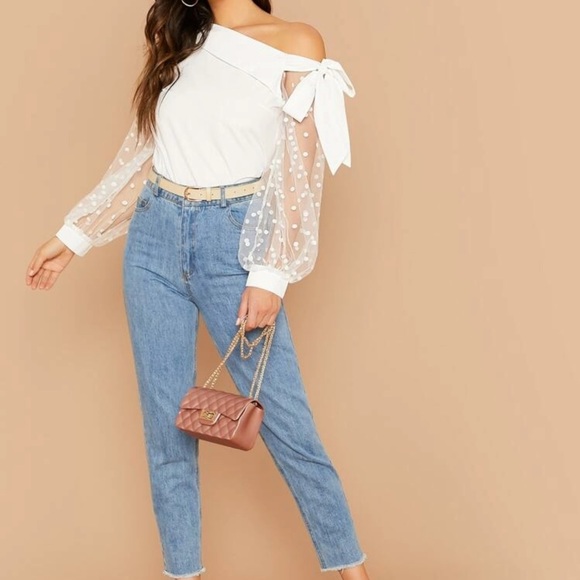 Beautiful woman top - Picture 4 of 5